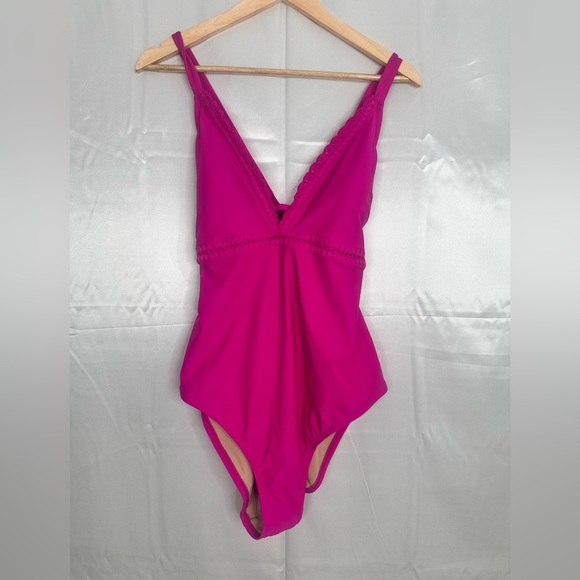 NWOT Kona Sol Hot Pink One-Piece Crochet Detail Swimsuit Size XL - Picture 1 of 15